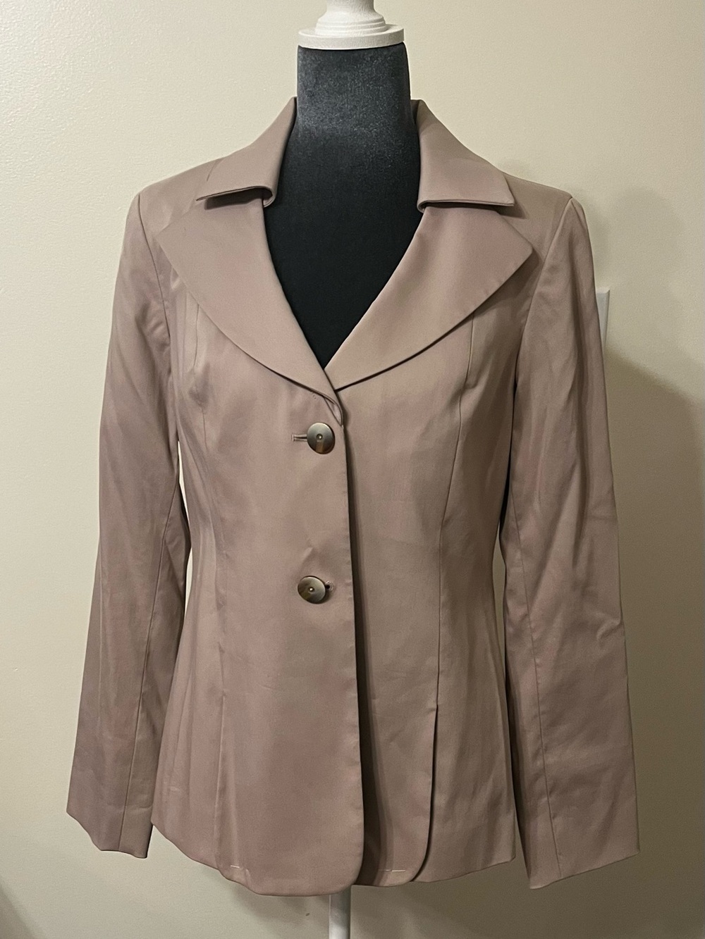 NWT Doncaster Sport Buff Blazer Size 6